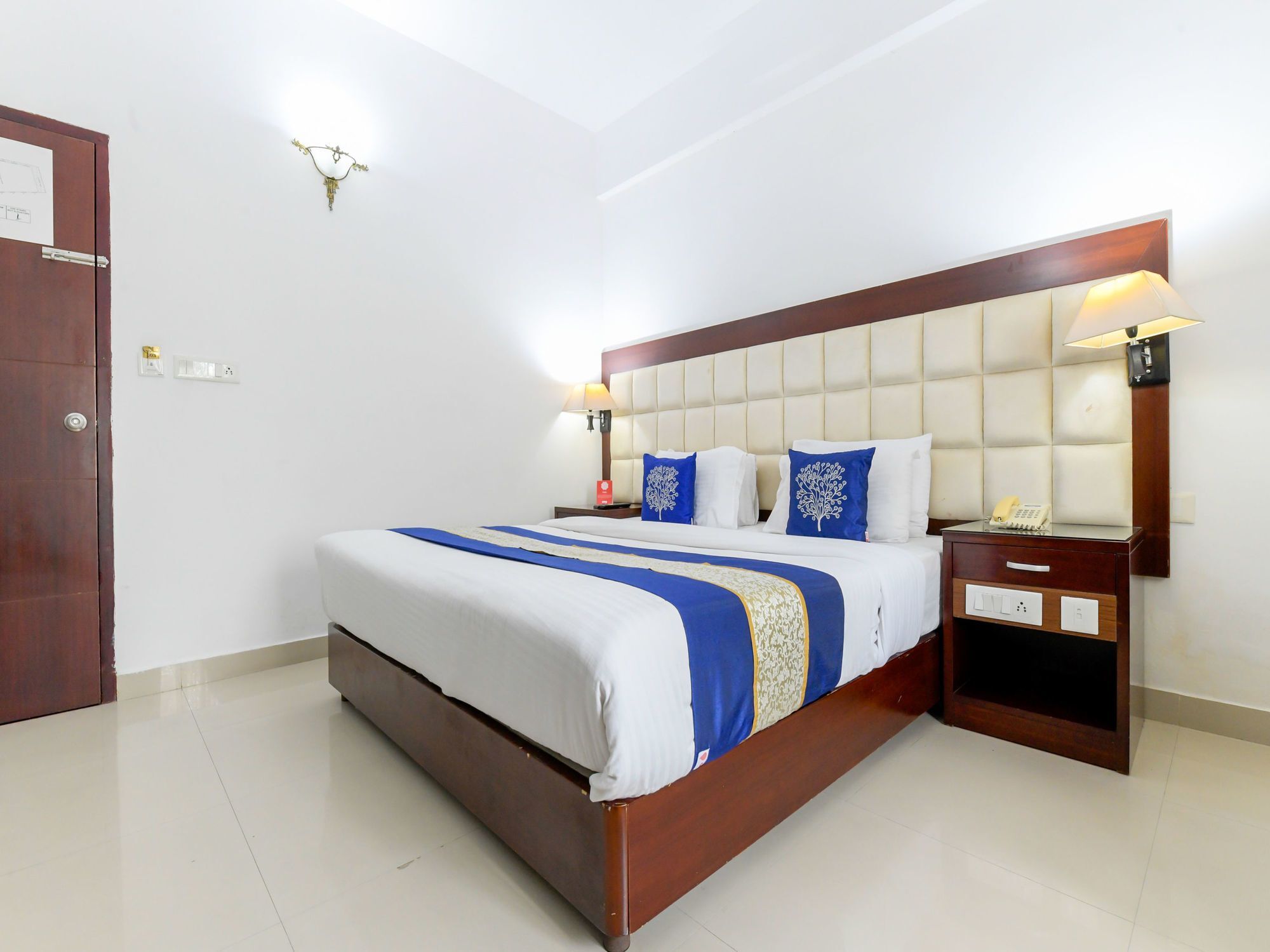 Hotel Oyo 7188 Ajantha Regency Kochi Esterno foto