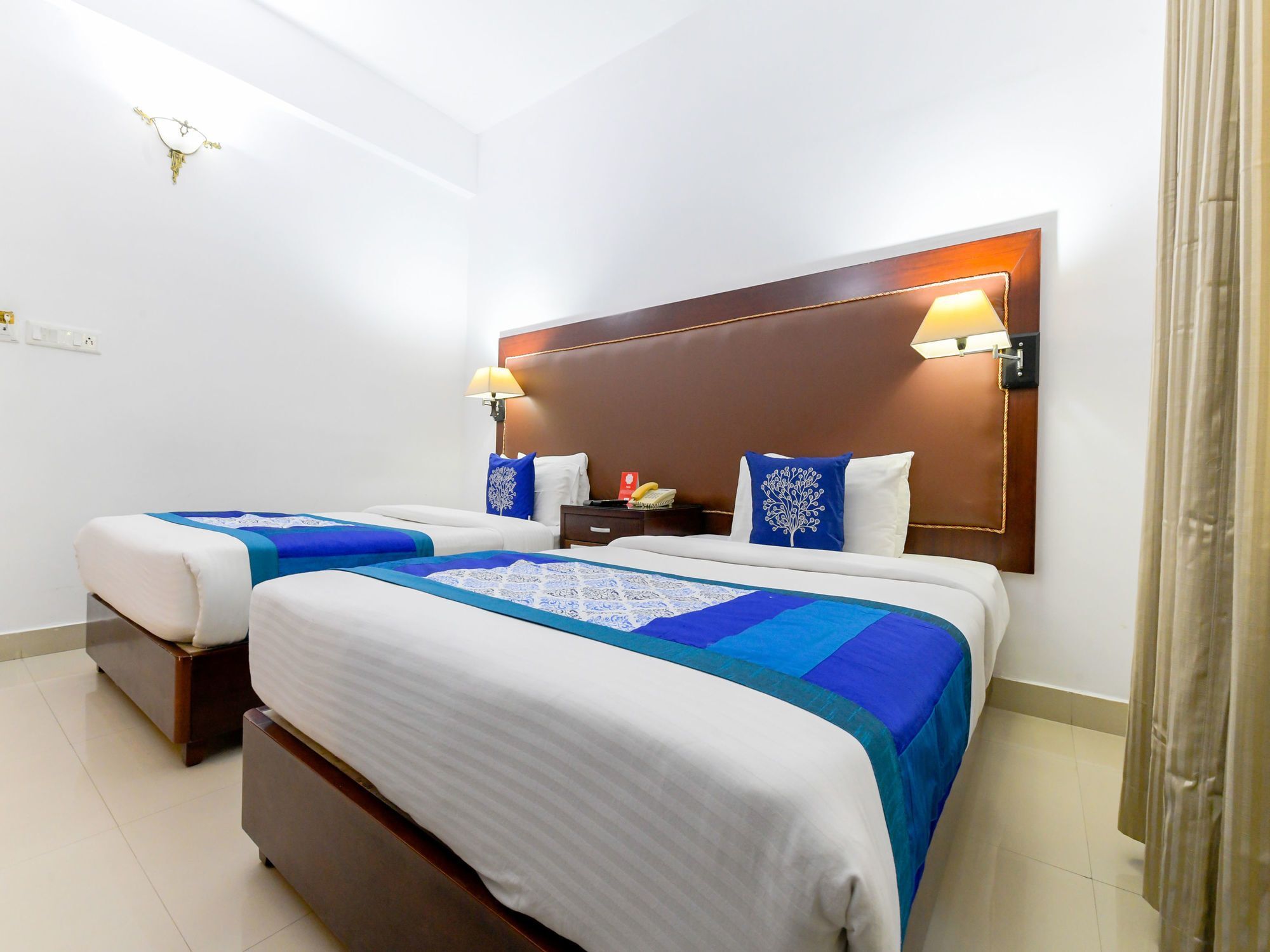 Hotel Oyo 7188 Ajantha Regency Kochi Esterno foto